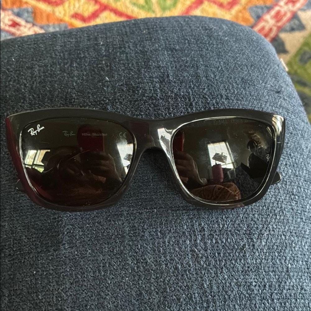 Ray-Ban Classic Black Sunglasses